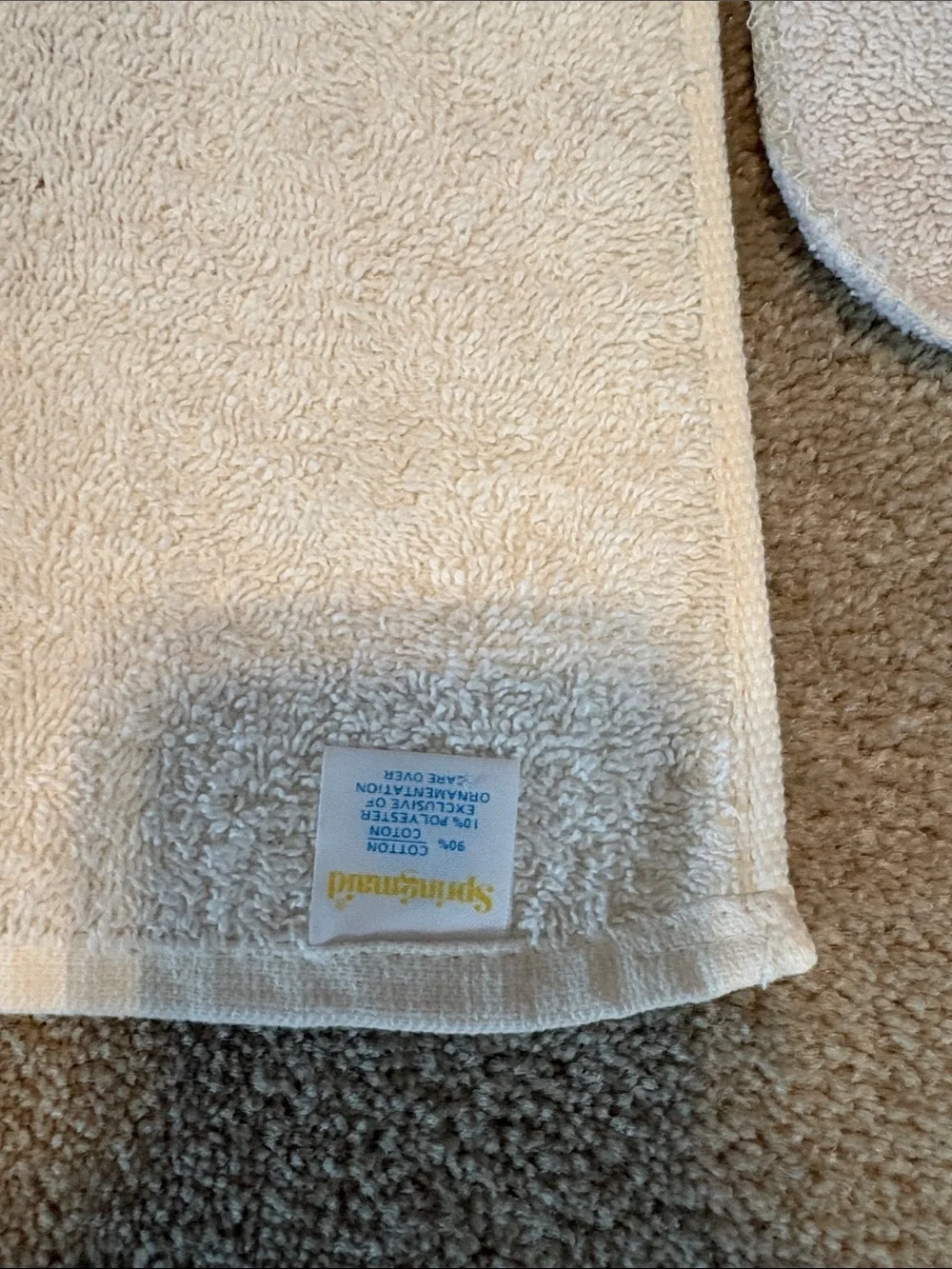 Vintage Springmaid Hand Towel Cream Brown Shell Design